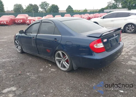 2004 Toyota Camry Se V6 z USA, uszkodzony, nr VIN 4T1BA32K94U504501